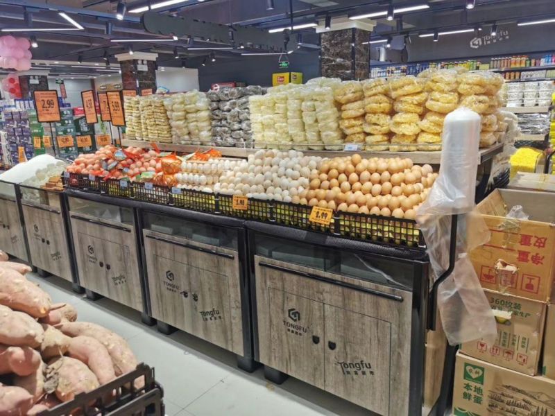 Single and Double Sided Display Rack of Steel and Wood Shelf of Bulk Cargo Cabinet of Wooden Products in Supermarket