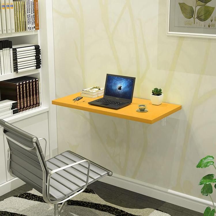 Simple Wall-Mounted Computer Desk Can Be Used as a Bookshelf