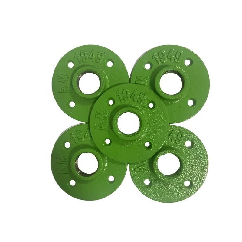 Green Malleable Iron Pipe Fittings Floor Flanges for Shelf Bracket